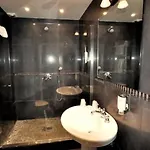 Otel Des Bains 2*