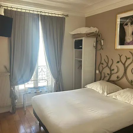 Des Bains 2* פריז