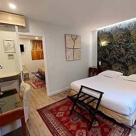 Hotel Des Bains 2*
