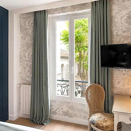 Des Bains Hotel 2*