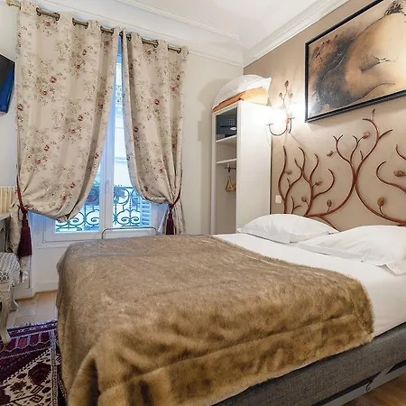 Hotel Des Bains Paris