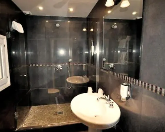 Hotel Des Bains 2*