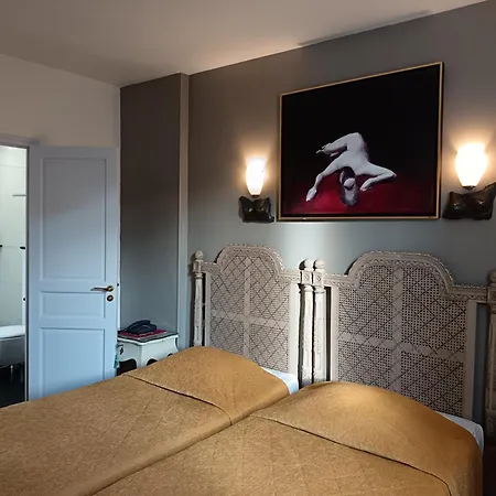 Des Bains 2* פריז