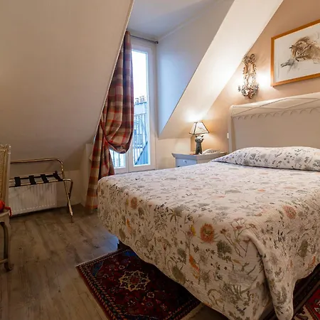 Des Bains מלון 2*